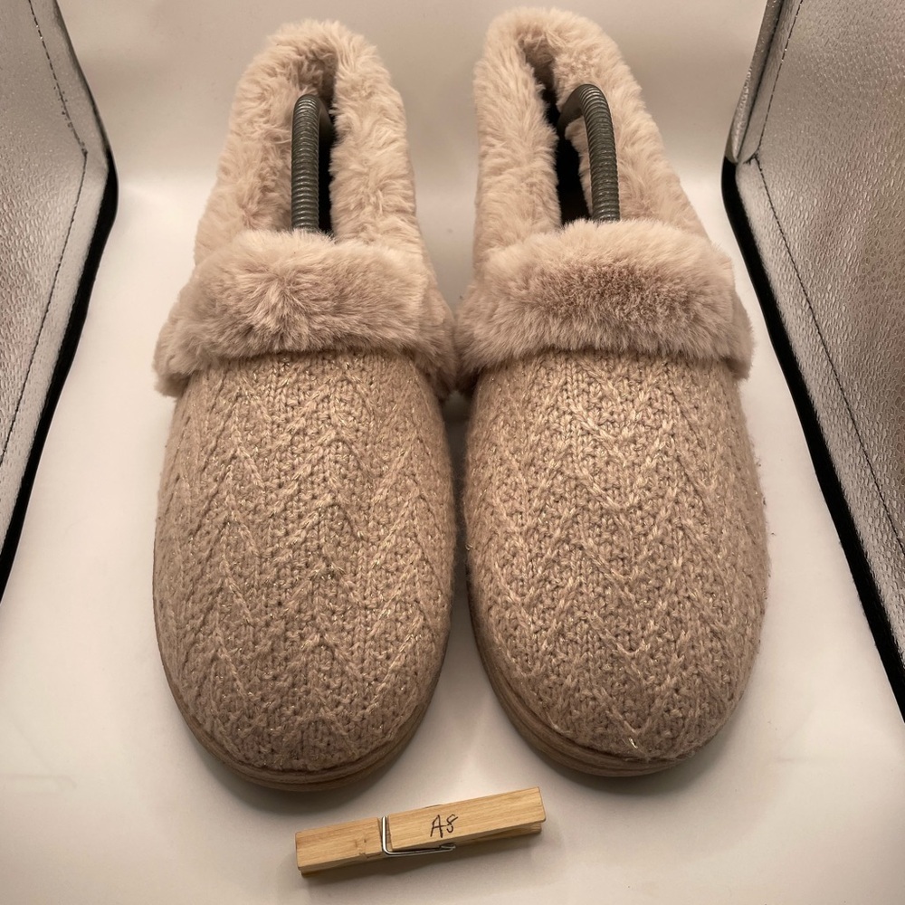 Skechers Cozy Campfire Women's faux Fur-Lined Slippers size 10 WIDE - Picture 3 of 9